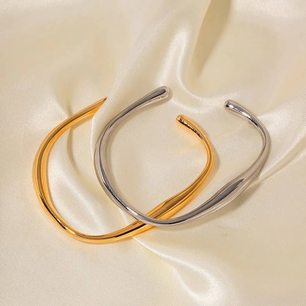 image-Stainless Steel Necklace & Bracelet Set - Gold