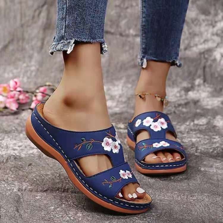 image-Women's Flower Wedge Sandals - Green Size 43