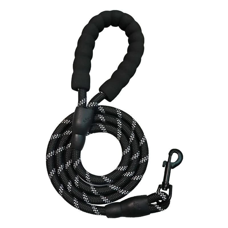 image-Spot cross-border pet leash small, medium and large dogs explosion-proof red dog leash night reflective extended nylon dog chain