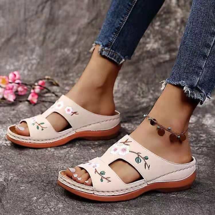 image-Women's Wedge Sandals - Green Flower Size 43