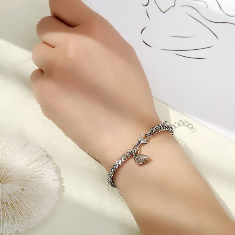 image-The new stainless steel chain love magnet attracts lovers bracelet a pair of men and women jewelry wholesale and foreign trade exclusively