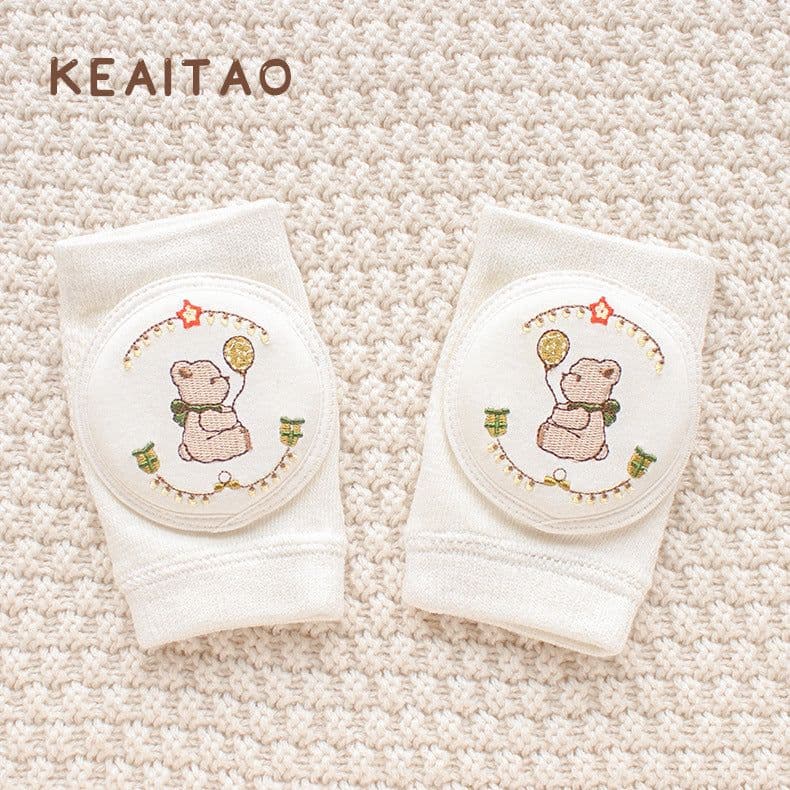 image-Cute baby knee pads for boys and girls crawling protective gear baby toddler anti-fall pure white sponge elbow pads summer thin