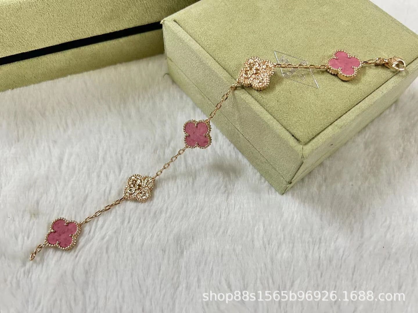image-High-End Five-Flower Bracelet Rose Gold Clavicle Chain Thickened Electroplating Wholesale