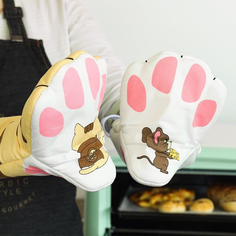image-Cute Cat Paw Oven Mitts - Microwave Safe