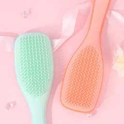 image-Huiyun Massage Hair Comb - Soft Teeth