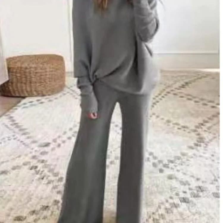 image-Women's Knitted Suit Khaki One-Shoulder Long Sleeve XXXL