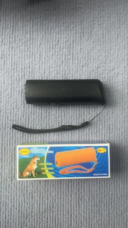 image-Portable Ultrasonic Dog Repeller Flashlight - Black