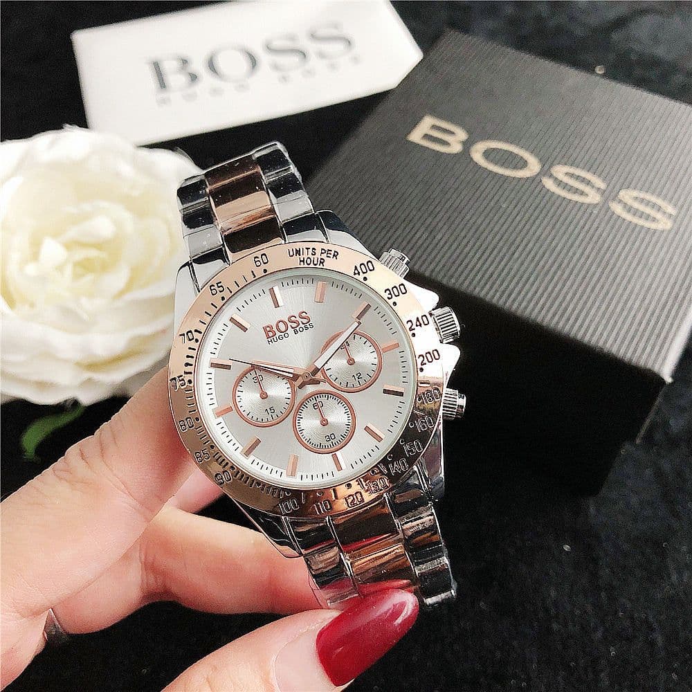 image-Quartz Watch Women's Golden Black Alloy 37mm