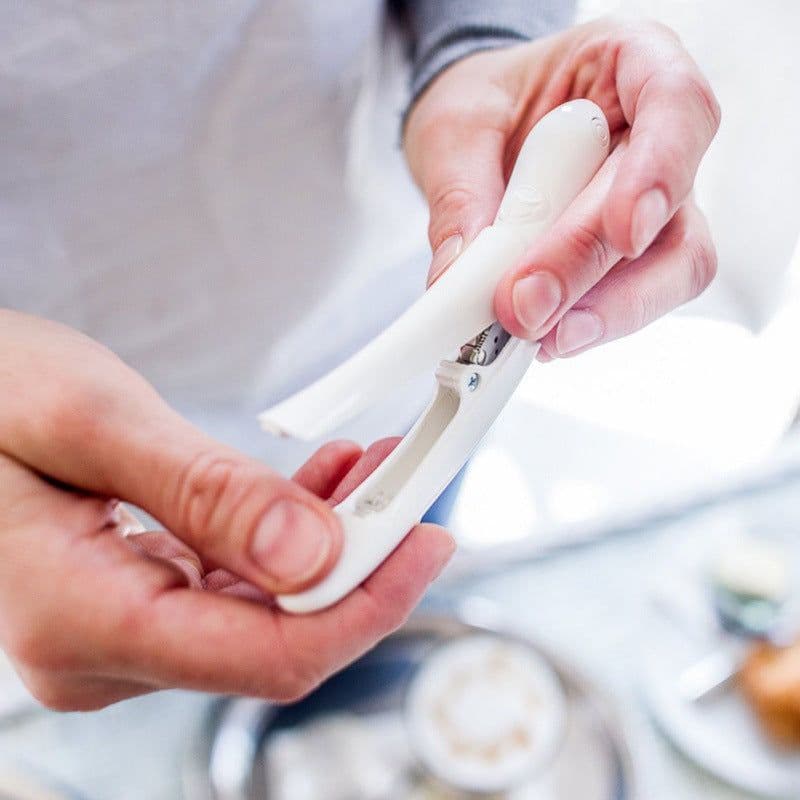 image-DIY Coffee Flavored Carving Pen for Cake Baking Bird Design (69 characters)