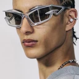 image-Exaggerated futuristic technology Y2K sunglasses 2023 new European and American catwalk sunglasses cross-border heterosexual sunglasses