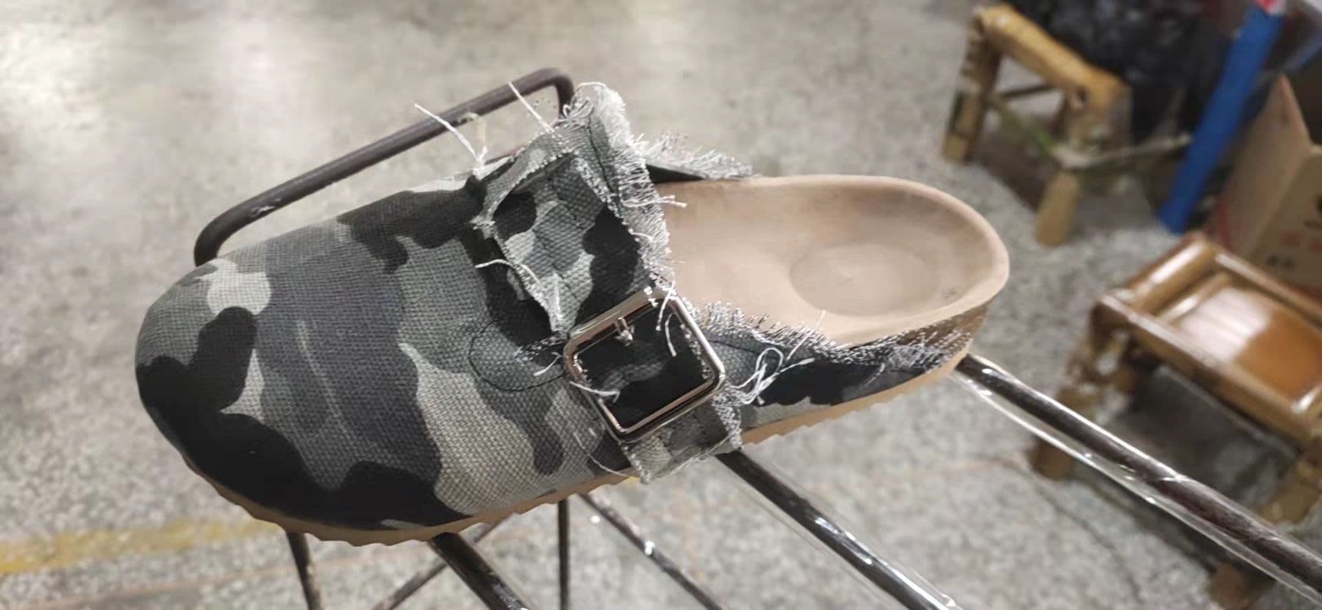 image-Foreign trade shoes and half slippers women's 2023 summer new round head flat tassel sandals wear belt buckle Baotou drag cross-border