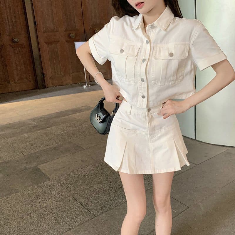 image-Chic 2023 Denim Skirt Suit - Black Retro Pleated Skirt, L Size