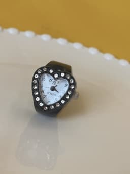 image-European Fashion Punk Watch Ring - Couples Mini Clock, Elastic, Retro (65 characters)