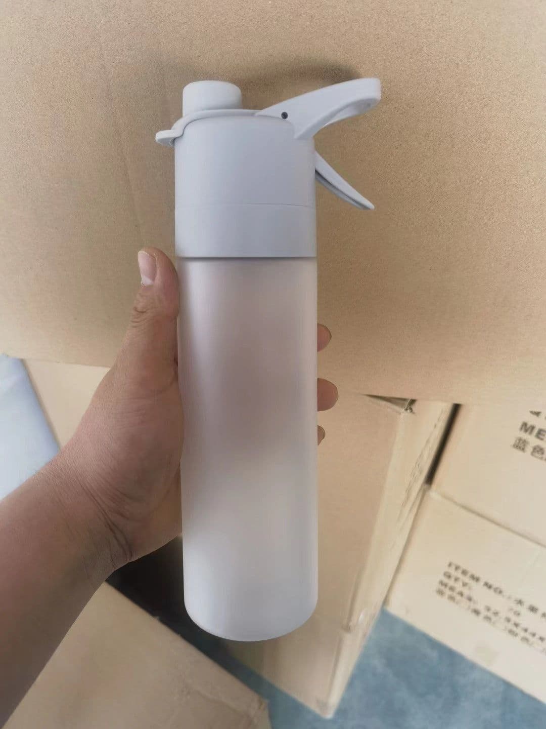 image-Orange Source Water Bottle 650ml - Gray Sports Cup