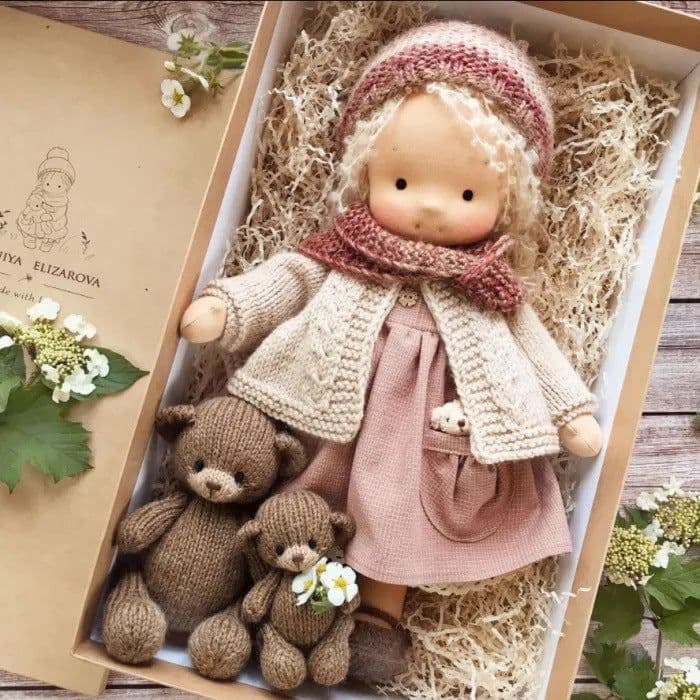 image-Waldorf Doll Vinyl Mini Christmas Thumbling
