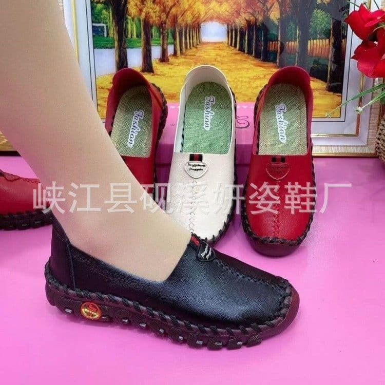 image-Lou Yuan Mother Shoes - Red Microfiber Flat Casual