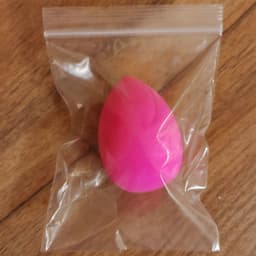 image-Don't eat powder, don't stick powder, beauty makeup egg dry and wet dual-use makeup egg wholesale independent packaging gourd water drop oblique cut powder puff