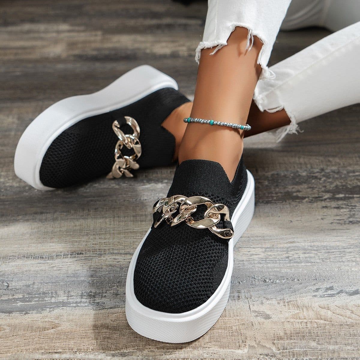 image-2022 Spring and Autumn New Round Toe Slip On Chain Casual Thick Bottom Large Size European and American Fly Woven Women's Shoes