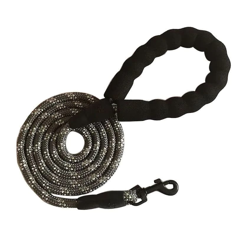 image-Spot cross-border pet leash small, medium and large dogs explosion-proof red dog leash night reflective extended nylon dog chain