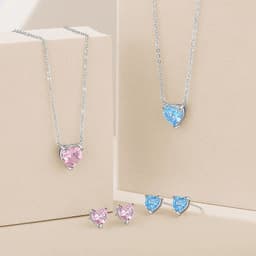 image-Xiaohongshu with the same style of love zirconium earrings female heart-shaped earrings silver needle ins wind ear jewelry live source wholesale