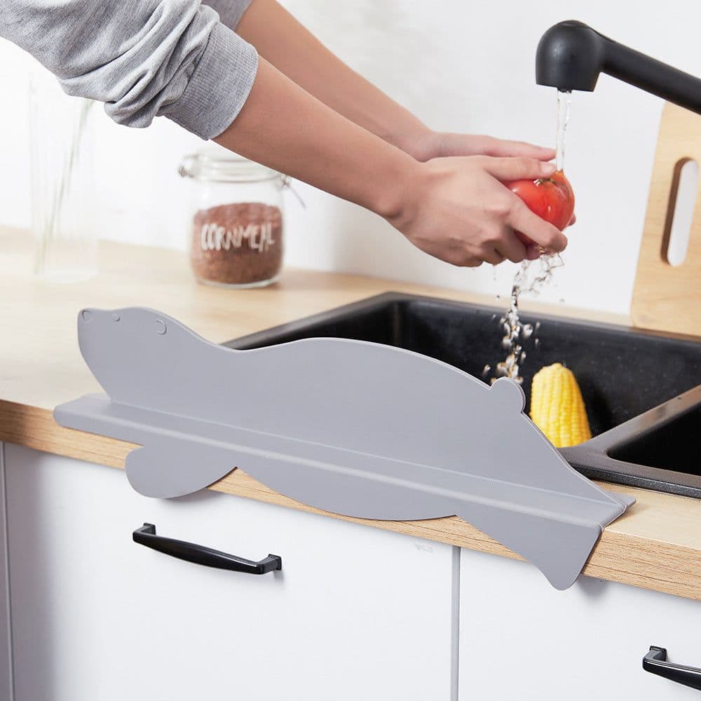 image-Kitchen Sink Splash Guard Silicone Suction Cup Baffle