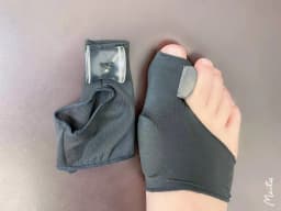 image-Factory direct supply thumb hallux valgus corrector external rubber block socks toe separator