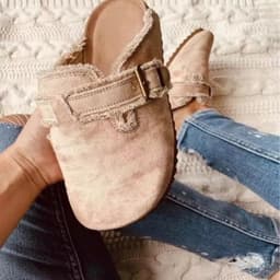 image-Foreign trade shoes and half slippers women's 2023 summer new round head flat tassel sandals wear belt buckle Baotou drag cross-border