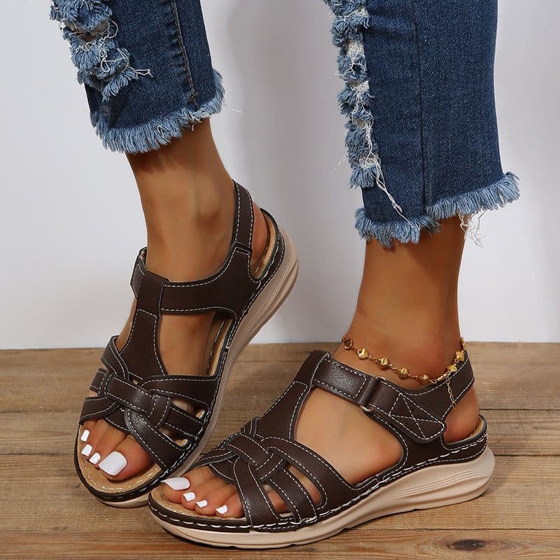 image-Sandals Round Toe Velcro - Coffee 43 EU