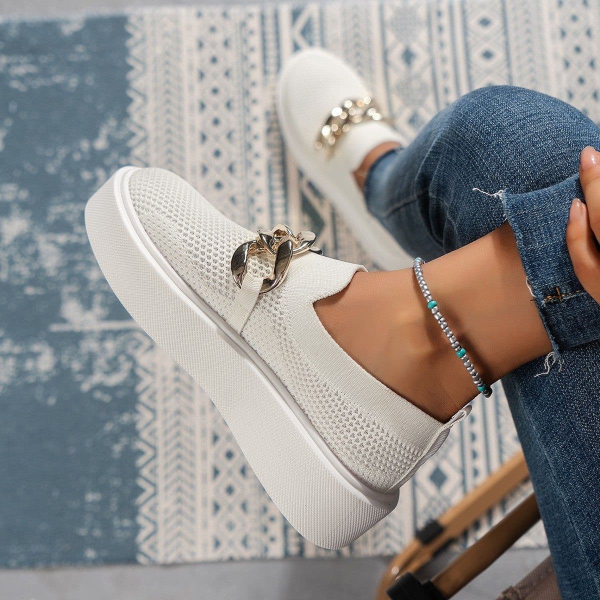 image-2022 Spring and Autumn New Round Toe Slip On Chain Casual Thick Bottom Large Size European and American Fly Woven Women's Shoes