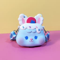 image-Ogi Mogi Toys Blaue Hase Umhängetasche