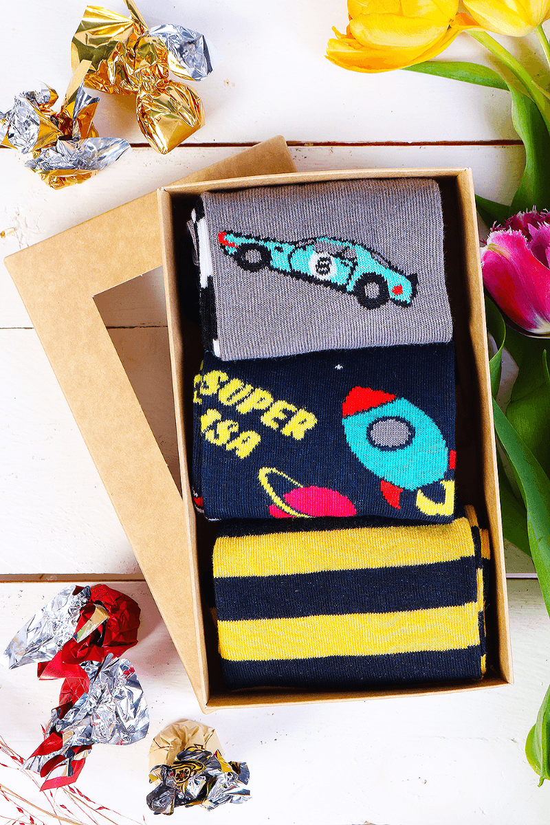 image-Father's Day giftbox with 3 pairs of socks, SUPER