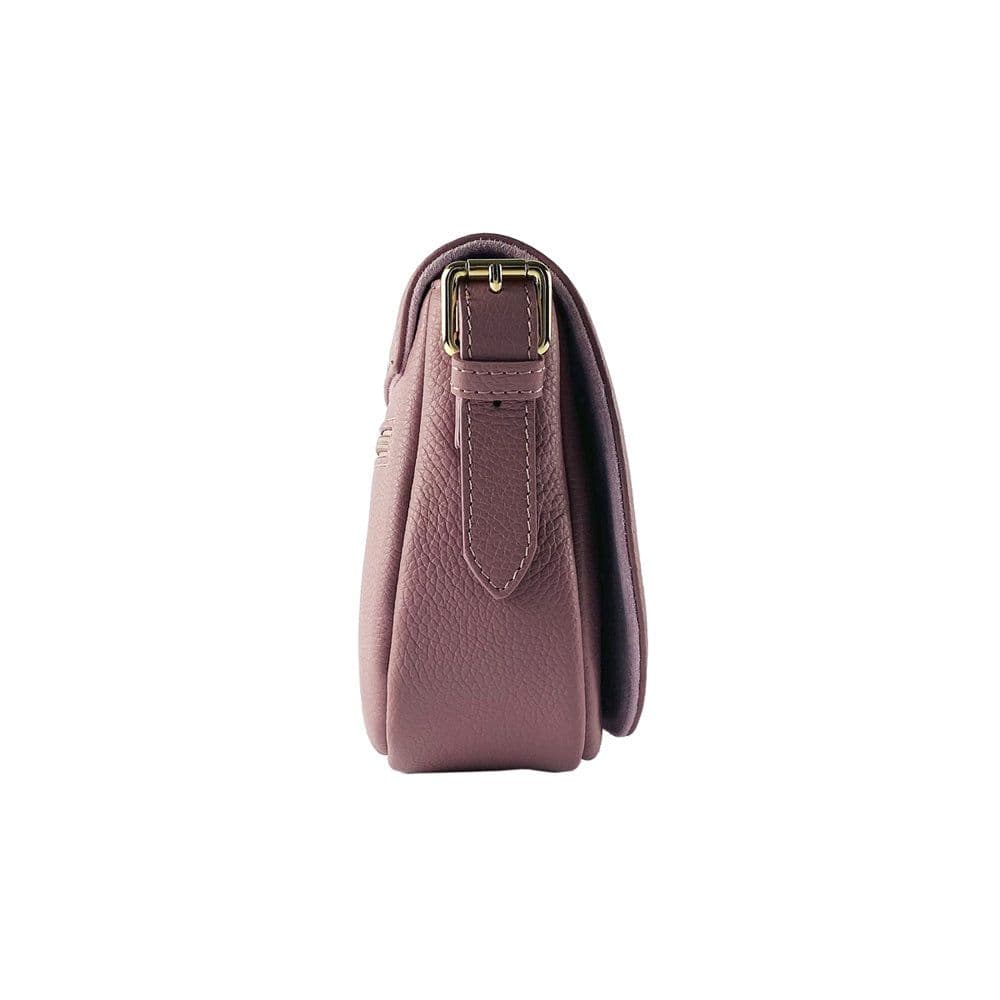 image-RB1002AZ | Borsa a Tracolla in Vera Pelle Made in Italy con Tracolla removibile in pelle e attacchi con fibbie in metallo Oro Lucido - Colore Rosa Antico - Dimensioni: cm 26 x 20 x 10