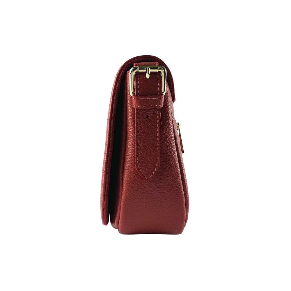 image-RB1002V | Borsa a Tracolla in Vera Pelle Made in Italy con Tracolla removibile in pelle e attacchi con fibbie in metallo Oro Lucido - Colore Rosso - Dimensioni: cm 26 x 20 x 10