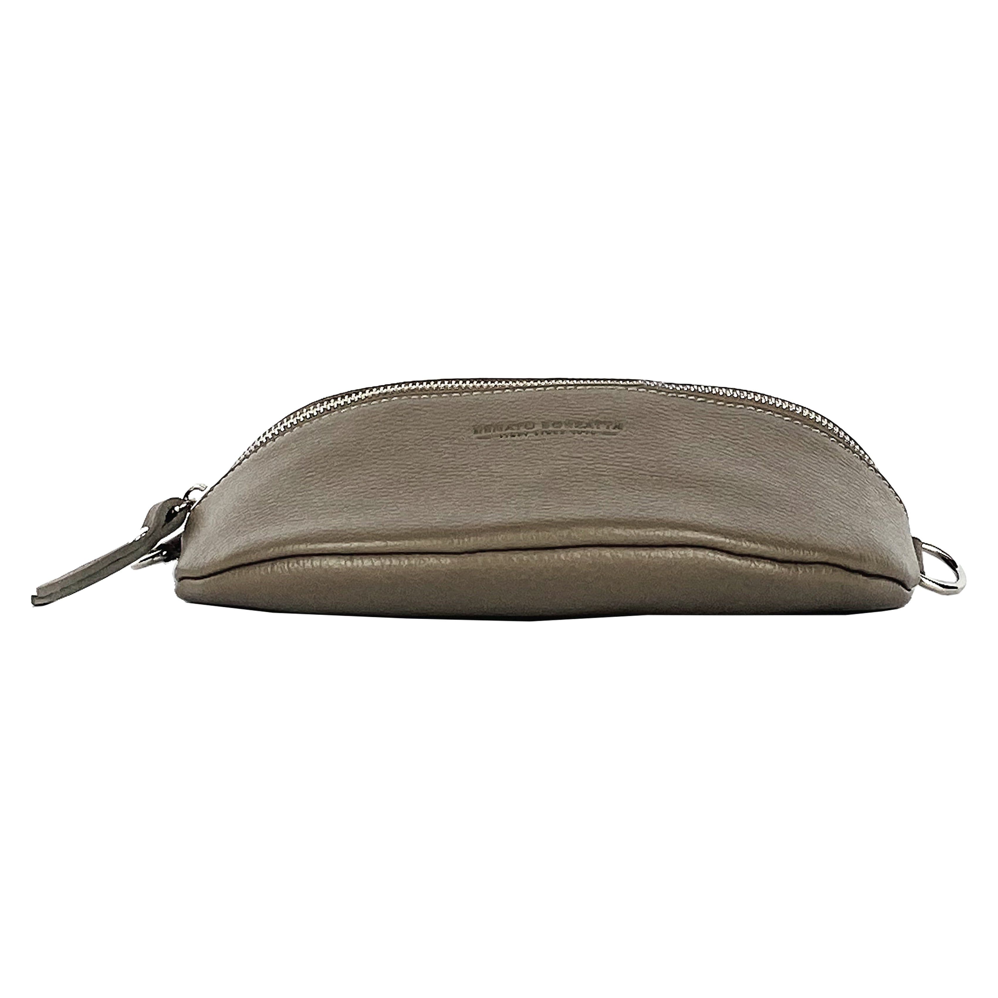 image-RB1015AQ | Marsupio con tracolla removibile in Vera Pelle Made in Italy. Attacchi con moschettoni in metallo Nickel Lucido - Colore Taupe - Dimensioni: 24 x 14 x 7