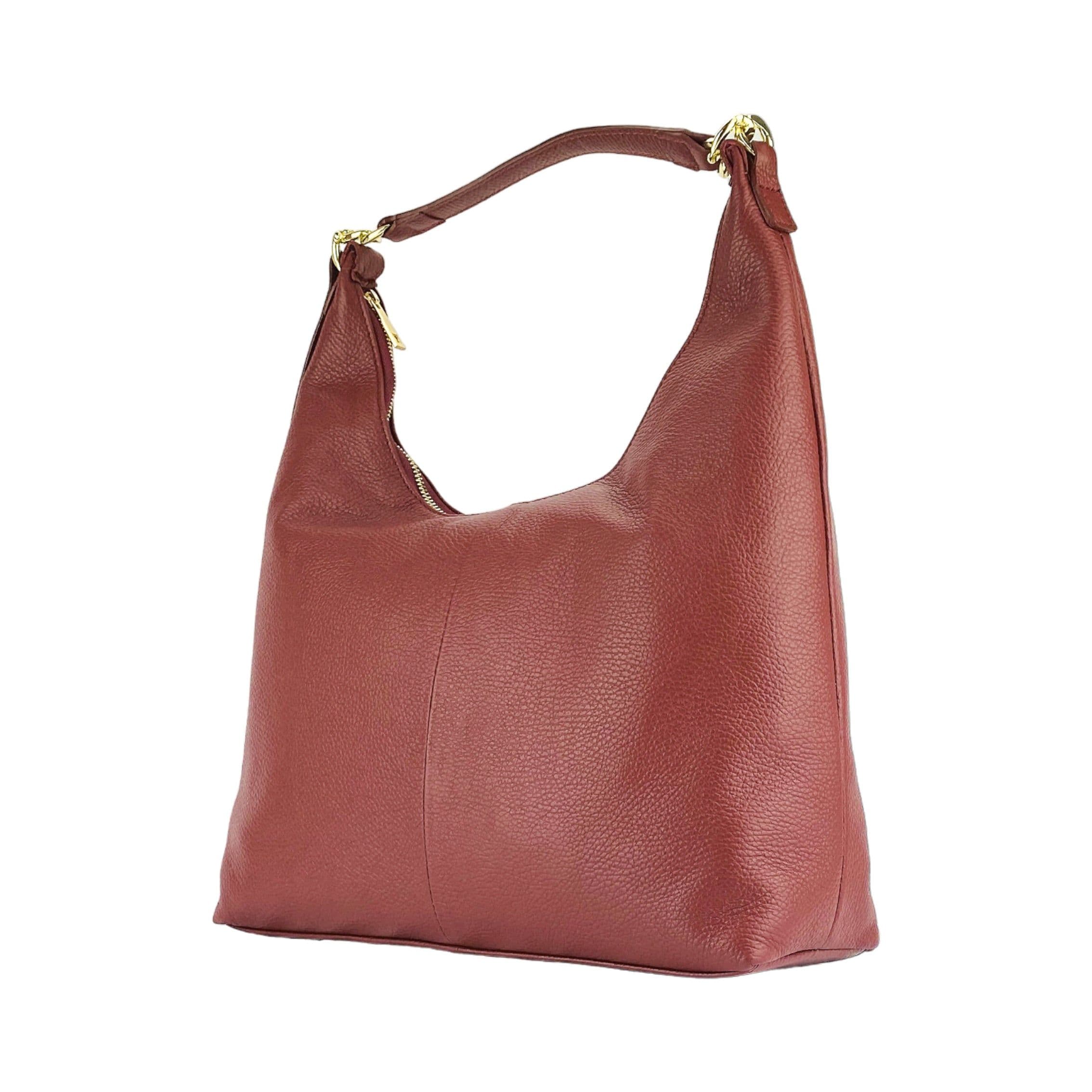 image-RB1017Q | Borsa Donna a spalla Morbida in Vera Pelle Made in Italy con tracolla removibile. Attacchi con moschettoni in metallo Oro Lucido - Colore Rubino - Dimensioni: cm 36 x 40 x 13