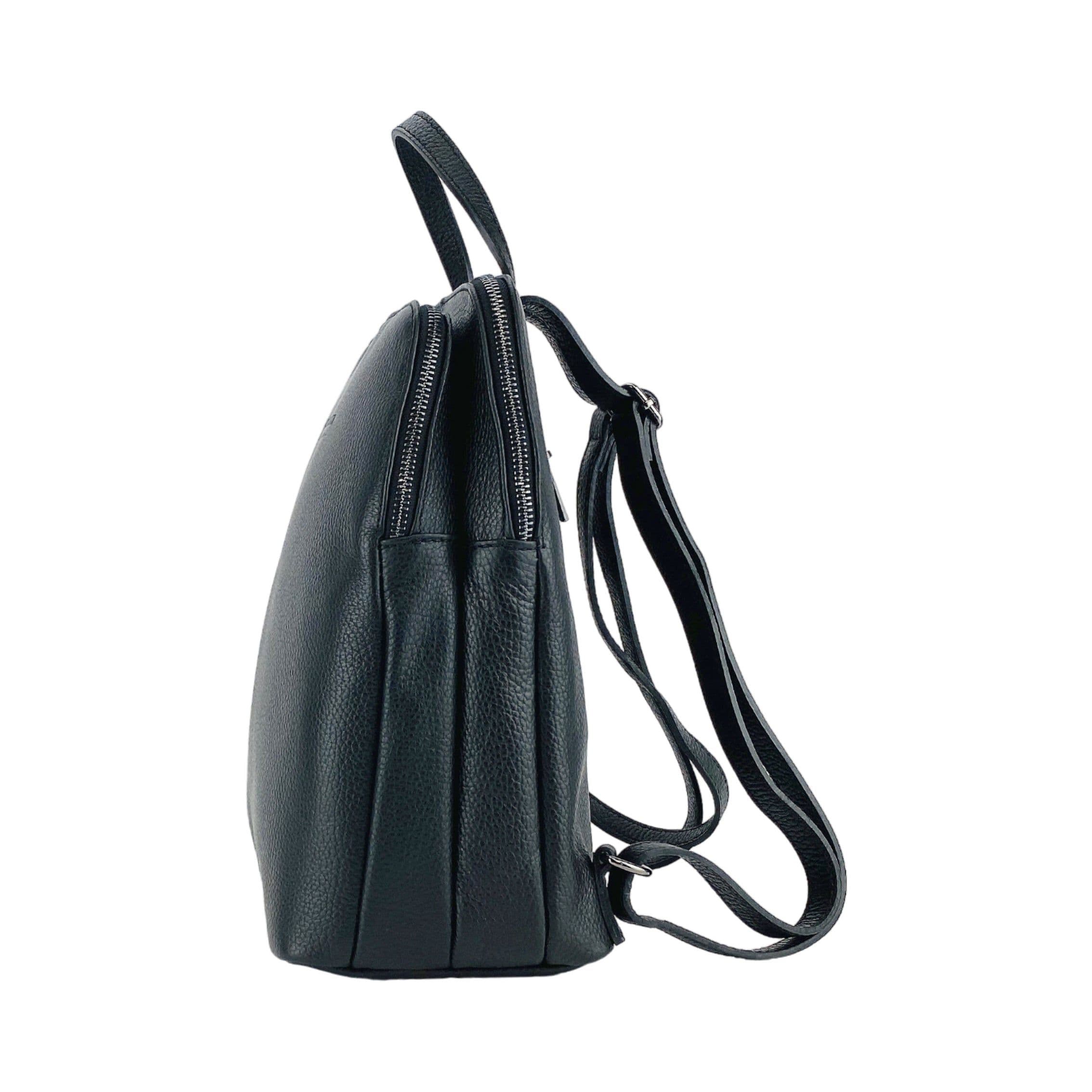 image-RB1018A | Zaino Donna Doppio scomparto in Vera Pelle Made in Italy con spallacci regolabili. Accessori in metallo Canna di Fucile - Colore Nero - Dimensioni: cm 26 x 30 x 14,5