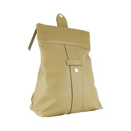 image-RB1021AL | Zaino Donna Morbido in Vera Pelle Made in Italy con Spallacci regolabili. Chiusura lampo e Accessori in metallo Oro Lucido - Colore Beige - Dimensioni: cm 30 x 34 x 10,5
