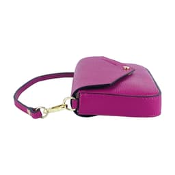 image-RB1023BE | Borsa piccola a Spalla con Tracolla a catena removibile in Vera Pelle Made in Italy. Pattina di Chiusura. Accessori in metallo Oro Lucido - Colore Fuxia - Dimensioni: cm 22 x 12 x 3