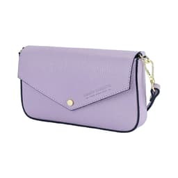 image-RB1023CI | Borsa piccola a Spalla con Tracolla a catena removibile in Vera Pelle Made in Italy. Pattina di Chiusura. Accessori in metallo Oro Lucido - Colore Lilla - Dimensioni: cm 22 x 12 x 3