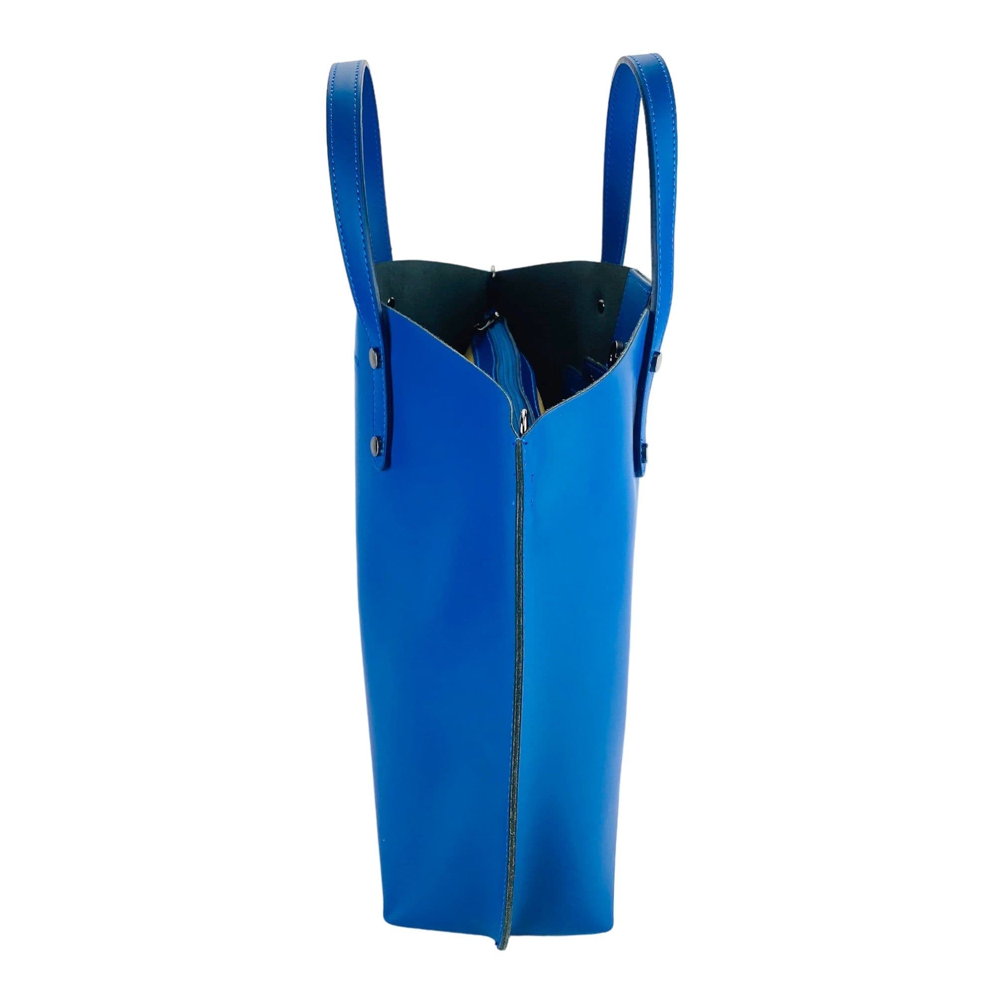image-RB1024CH | Borsa Donna a Mano in Vera Pelle Made in Italy con tracolla removibile. Sacca grande interna estraibile. Accessori Canna di Fucile Lucido - Colore Blu Royal - Dimensioni: cm 48x31x11