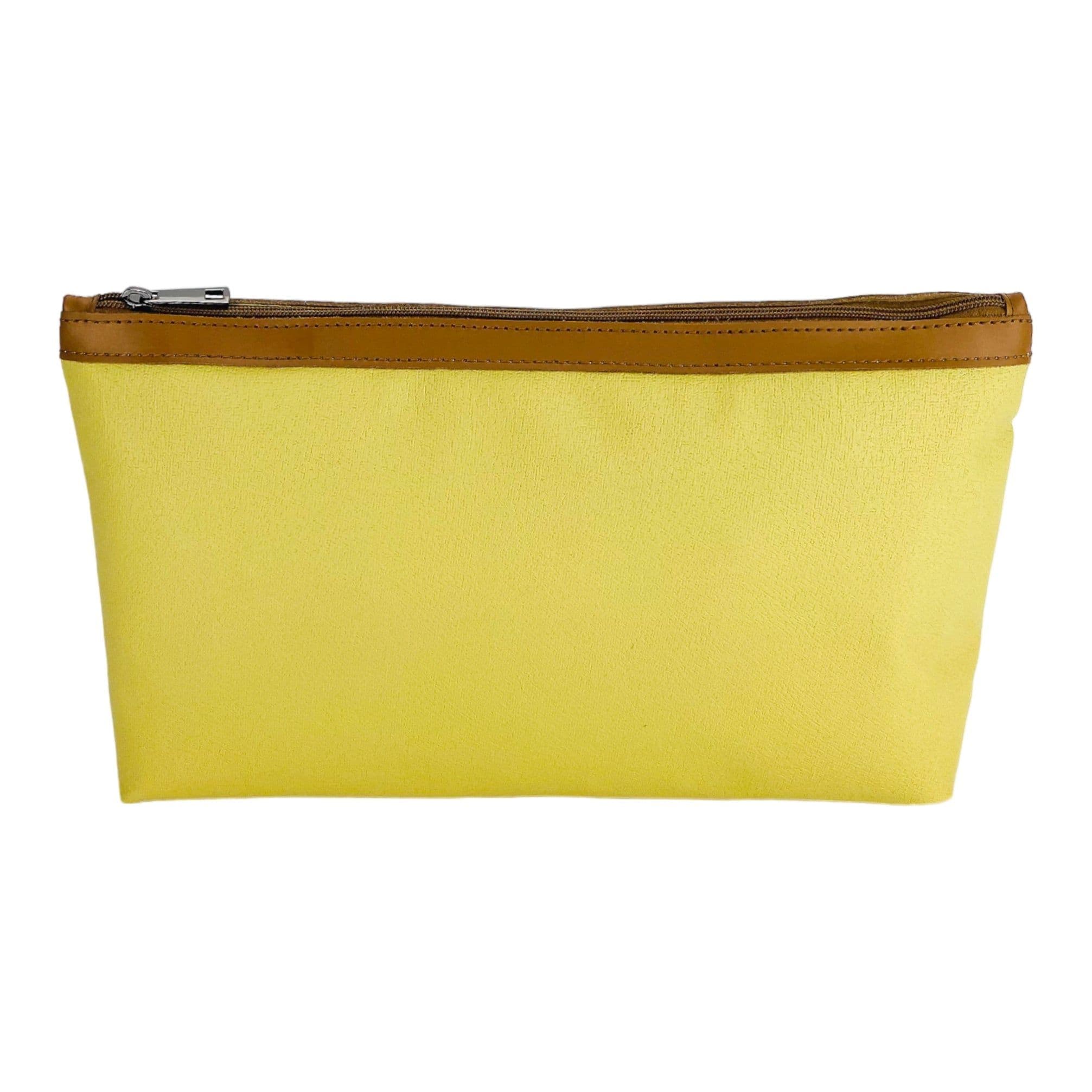 image-RB1024S | Women's handbag in genuine leather Made in Italy with removable shoulder strap. Large internal removable bag. Accessories Polished Gunmetal - Cognac color - Dimensions: 48x31x11 cm