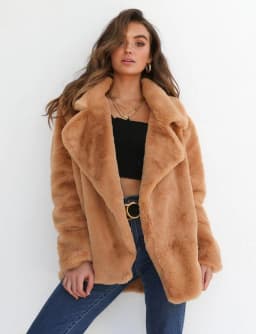 image-Women Winter Plush Coat Soft Fur Jackets Turn Down Collar Warm Outwear