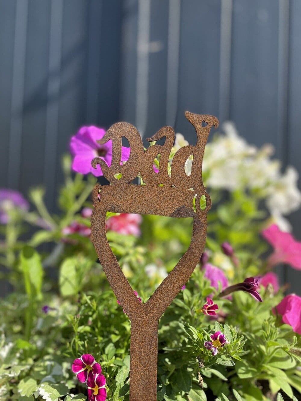 image-Dad on a Spade Garden Sign decoration gift