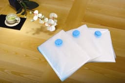 image-4pc Medium Travel Reusable Vacuum Storage Bags 50 x 70cm