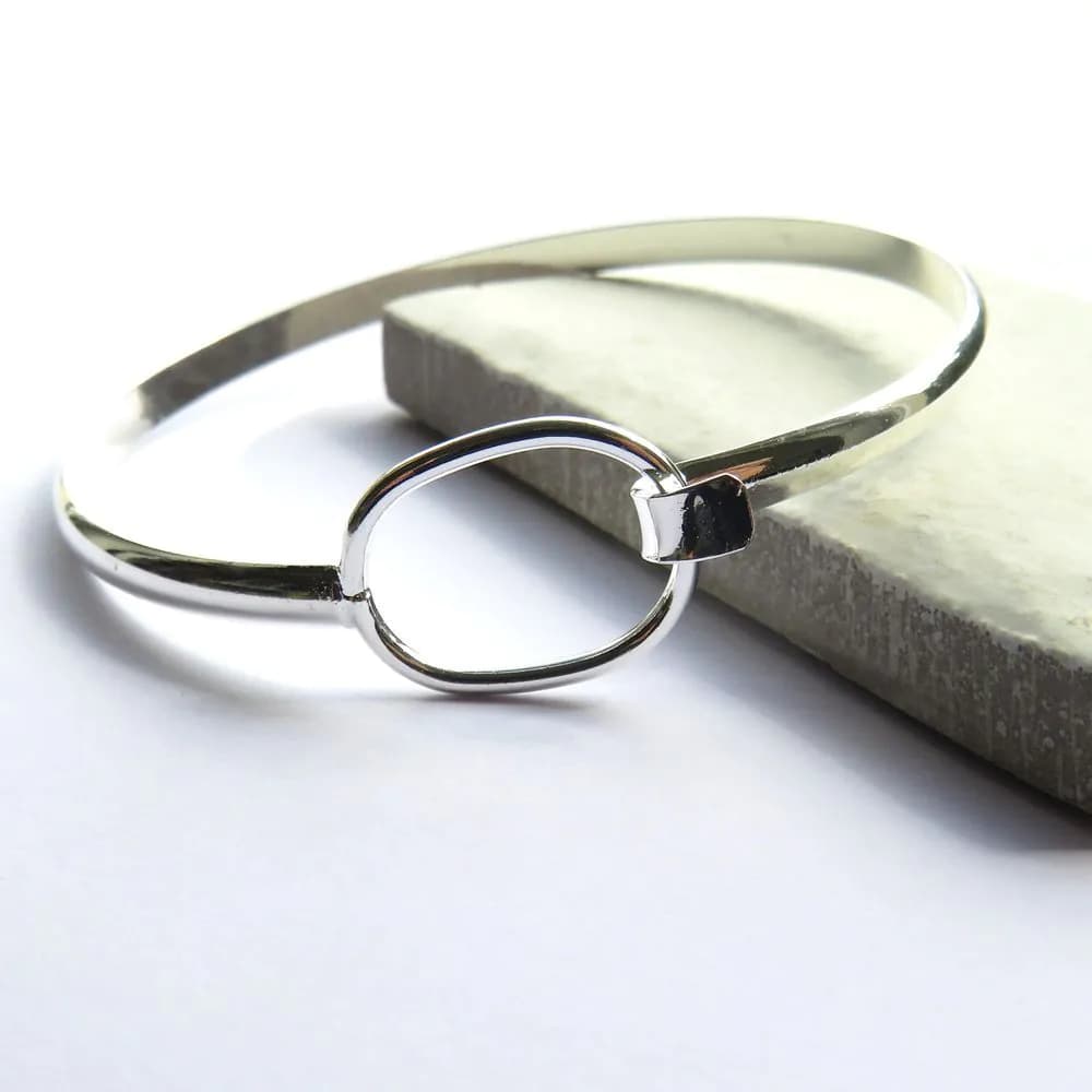 image-Loop Silver Bangle 6034