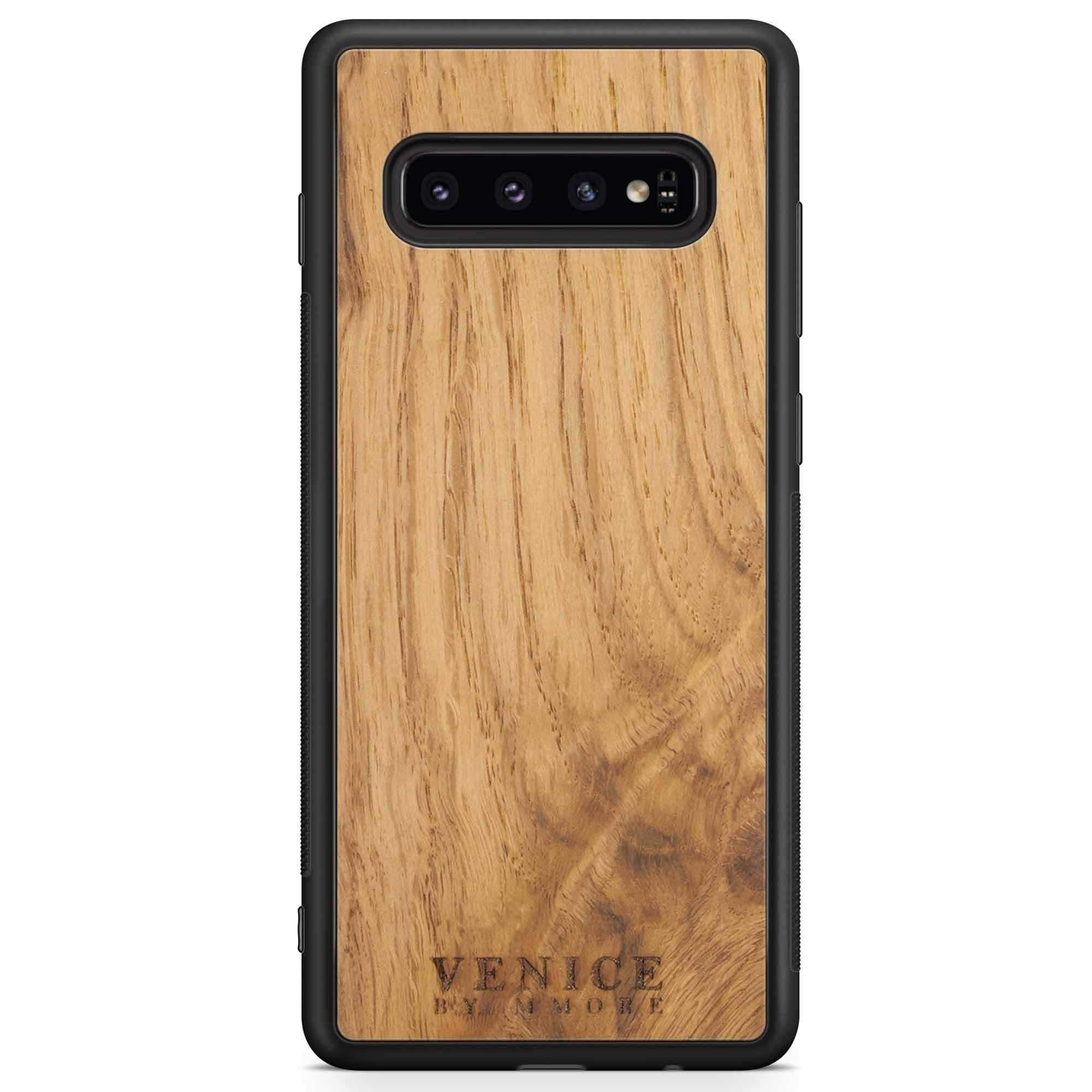 image-The Venice case - Minimalist lettering