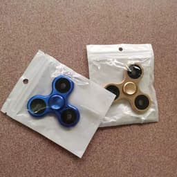 image-Fradoo Triangle Metal Spinner - R188 Bearing for Long Spin Times