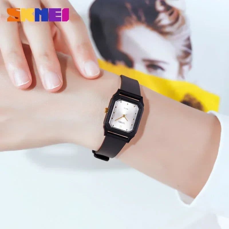 image-Skmei Stylish Quartz Watch with Water Resistance - Model 1651