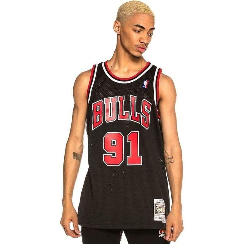 image-Mitchell & Ness Chicago Bulls NBA Swingman Alternate Jersey Bulls 97 Dennis Rodman SMJYGS18152-CBUBLCK97DRD