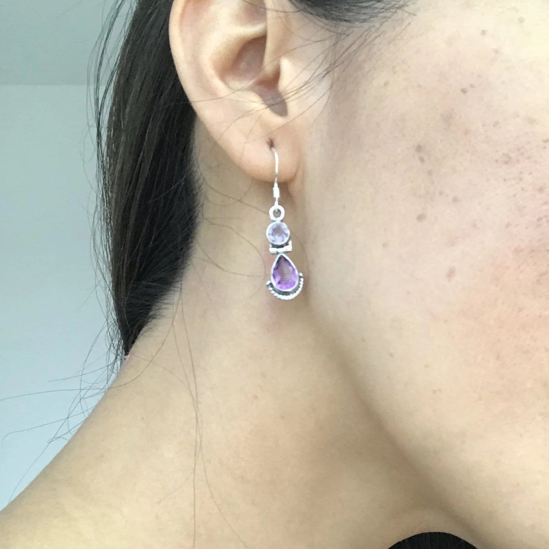image-Boucles d'Oreilles "Vénus" en Améthyste et Argent 925
